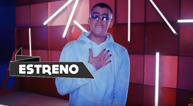 Bad Bunny estrena 'Desde el corazón' (VIDEO)