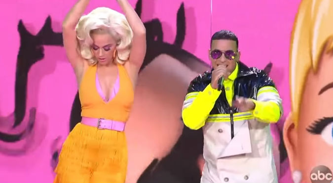 Daddy Yankee y Katy Perry tuvieron espectacular presentación
