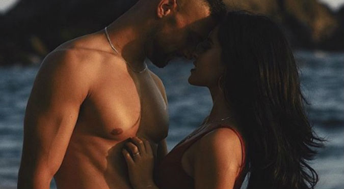 Becky G envió romántico saludo a su novio futbolista (VIDEO)