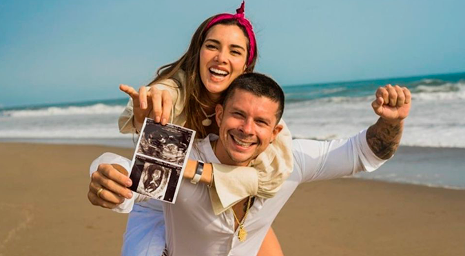 Korina Rivadeneira y Mario Hart se convirtieron en padres y comparten tiernas imágenes | FOTOS