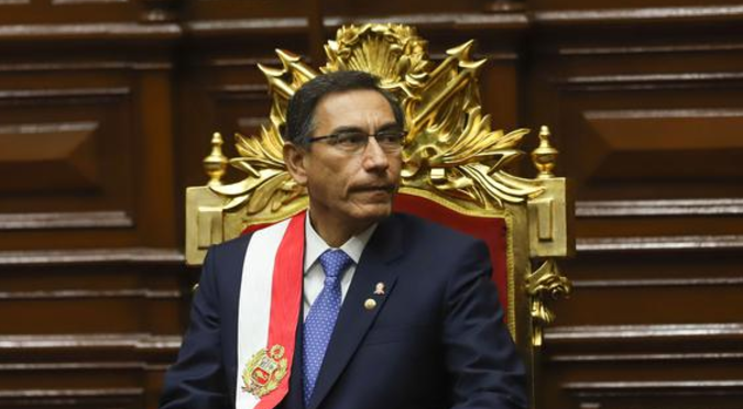 Congreso debate hoy moción de vacancia contra Martín Vizcarra