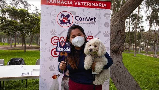 Festival Canino: vacunación, desparasitación y venta de artículos para perritos en Club Zonal Huáscar