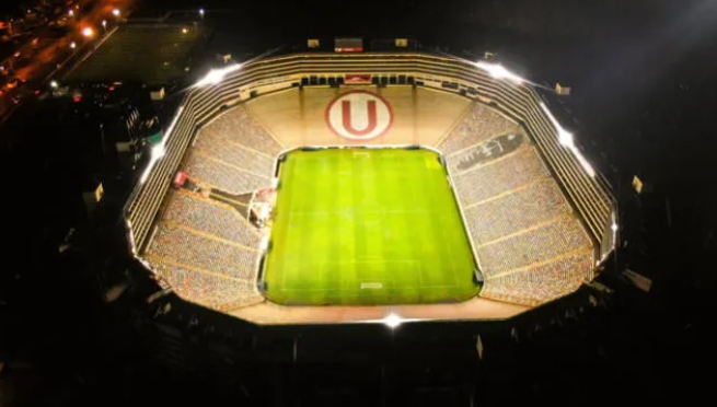 Universitario presume la potencia de las nuevas luces del Monumental e hinchas alzan pecho: 'Estadio de primera' | VIDEO