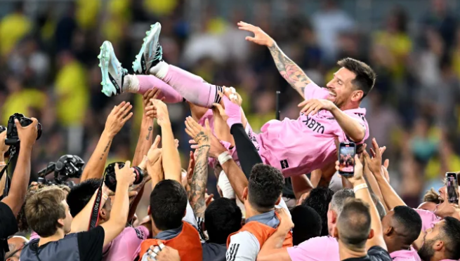 ¡Ya es oficial! Messi se convierte en el jugador con más títulos en la historia