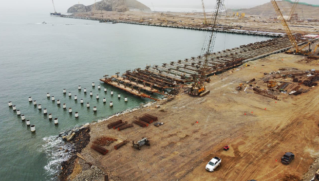 Pruebas de atraque de naves en muelles del Terminal de Chancay iniciarán en el 2024