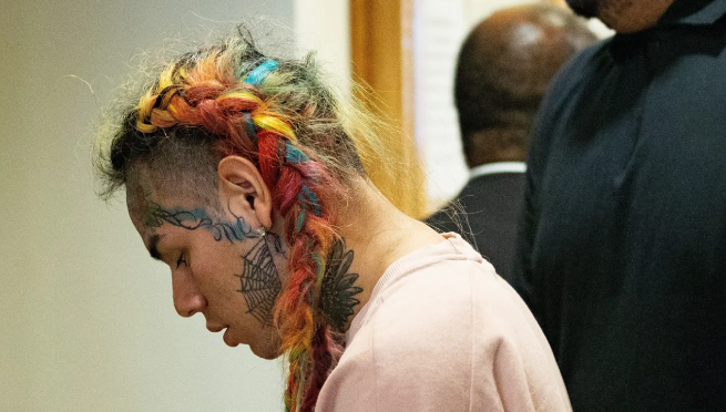 Tekashi 6ix9ine es detenido por darle golpiza a productor de Yailin ‘La Más Viral’