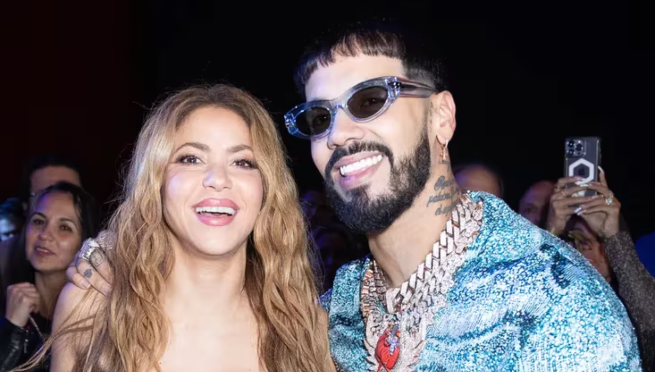Fans de Karol G enfurecen con Shakira por reunirse con Anuel AA: 