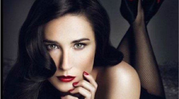 Demi Moore criticada por exceso de ‘Photoshop’