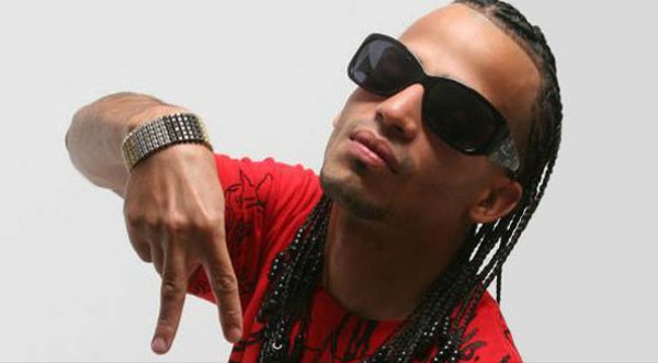 Arcángel llevó su flow a Colombia