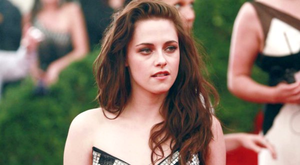 Kristen Stewart está deprimida por Robert Pattinson