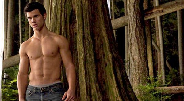 Taylor Lautner ganó ‘Mejor Actuación sin camisa’ en los MTV Movie Awards