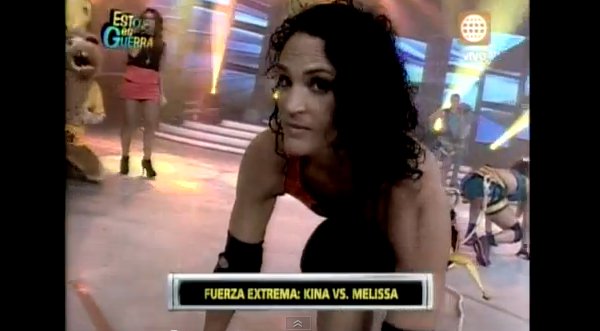 Video: Melissa Loza casi se lesiona al enfrentar a Kina Malpartida en EEG