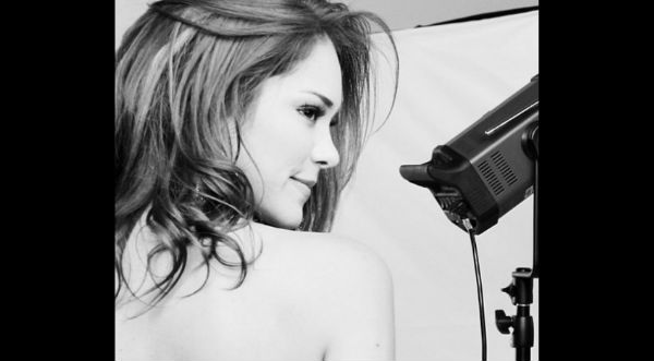 Karen Schwarz sorprende con foto en ‘topless’