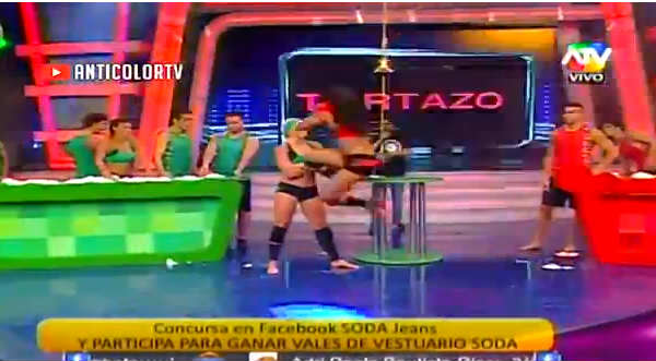 Video: Karen Dejo y Yamila Piñero se dicen de todo en ‘Combate’