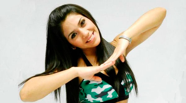 Vania Bludau le dice no a Combate