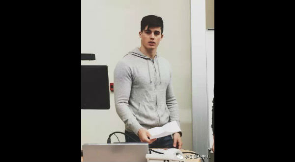 Pietro Boselli: El profesor de matemáticas más sexy – FOTOS