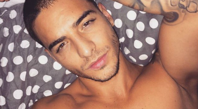 ¡INFARTANTE! Maluma publica sensual video en la cama