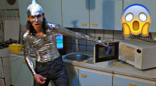 YouTube: ¿Qué experimento hicieron con este microondas?