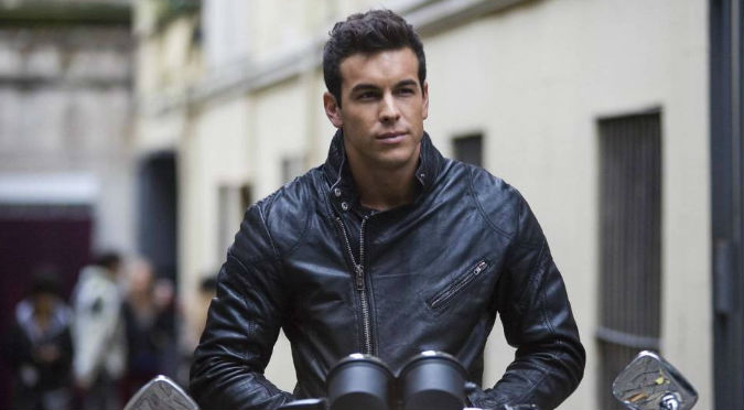 Mario Casas presentó a su hermano y alborotó la redes sociales (FOTOS)