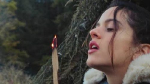 Rosalía estrena el videoclip de «Delirio de grandeza» | VIDEO