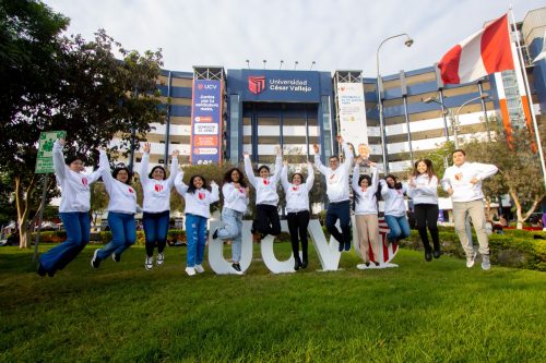 ¡Actuemos ya! Vallejianos listos para encender el cambio en el CADE Universitario