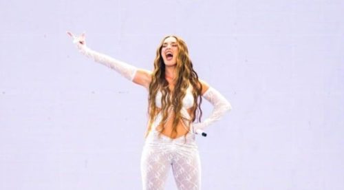 LOLA INDIGO, LA REINA CORONA SU GIRA MÁS AMBICIOSA EN EL ESTADI OLÍMPIC DE BARCELONA