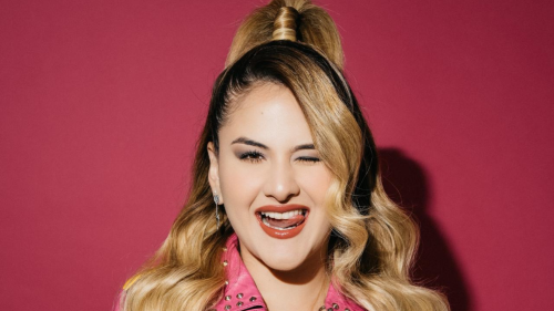 Mar Rendón, la artista ecuatoriana que se reinventa en la cumbia con su nuevo single “Pero no tanto”, producido por Master Chris