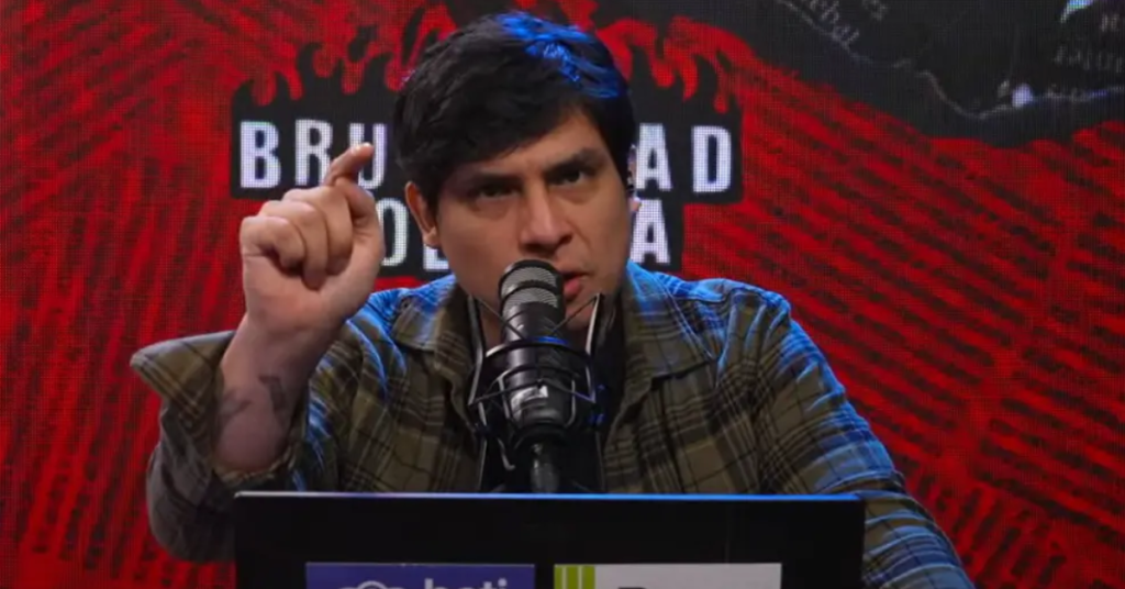 ¡Inesperada acción! Curwen sorprende a sus seguidores al cerrar su programa en vivo por fallas técnicas