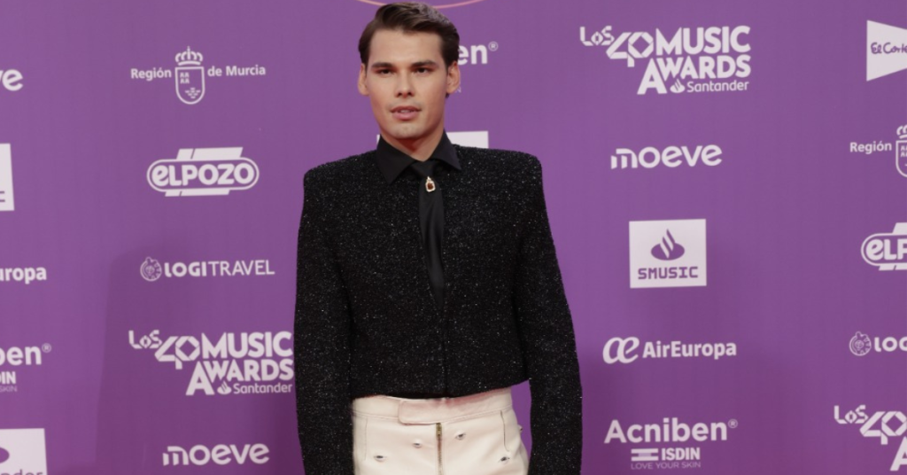 PASCAL BRILLA EN LOS 40 MUSIC AWARDS Y PRESENTA NUEVA VERSIÓN DE “DAME TU MANO”