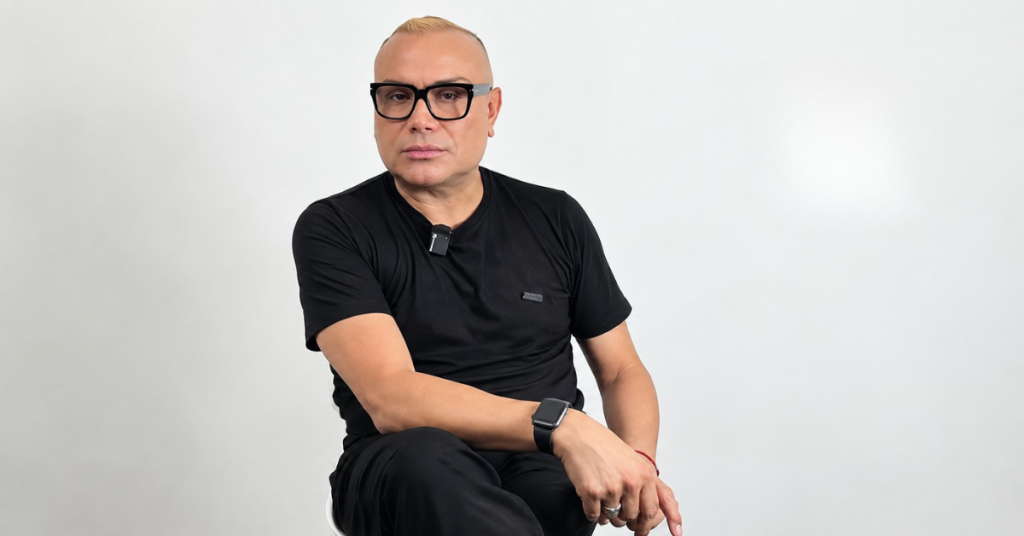 Carlos Cacho enfrenta acusación por agresión a menor de edad con autismo